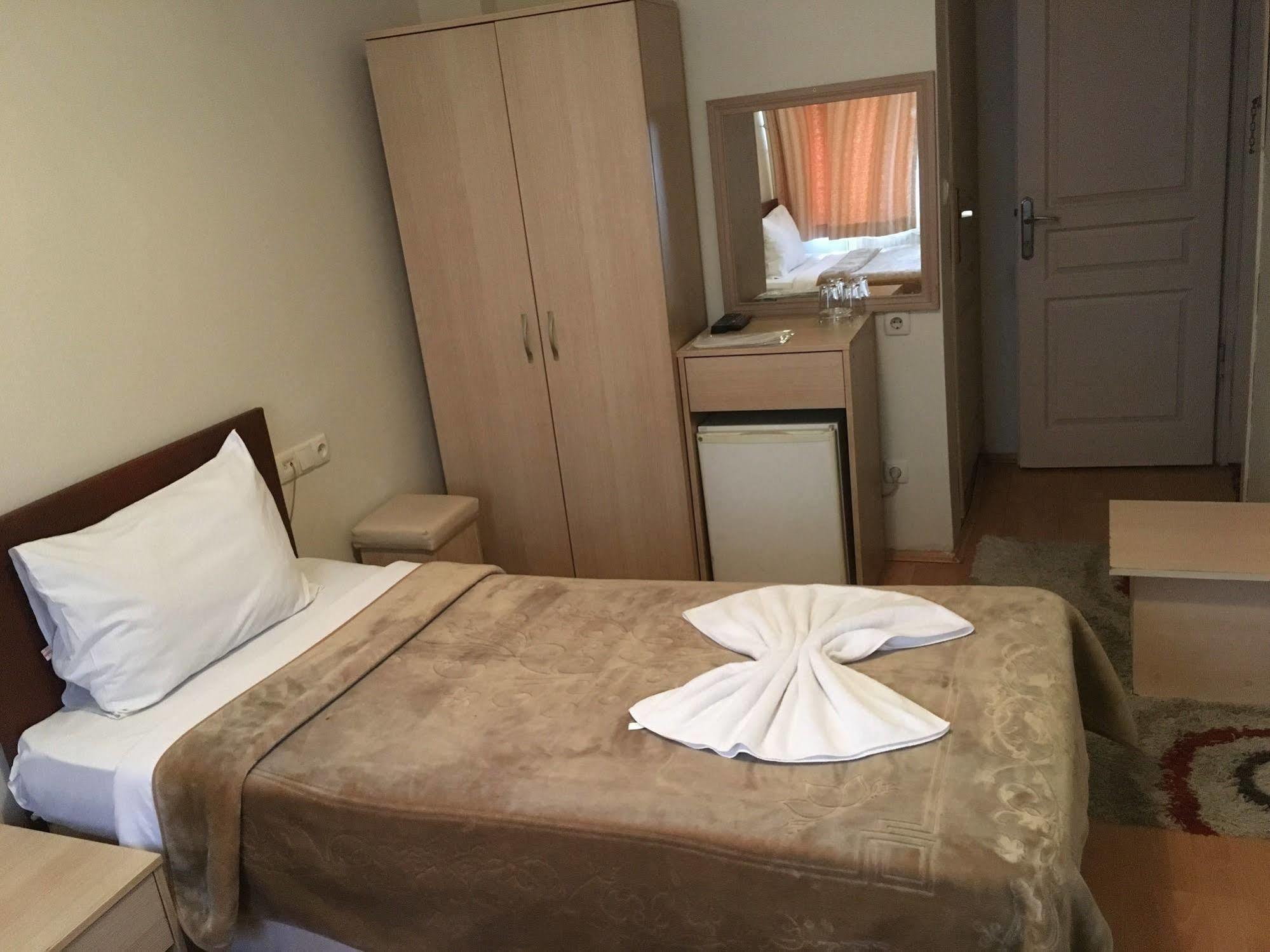 Oeruen Hotel Istanbul Luaran gambar