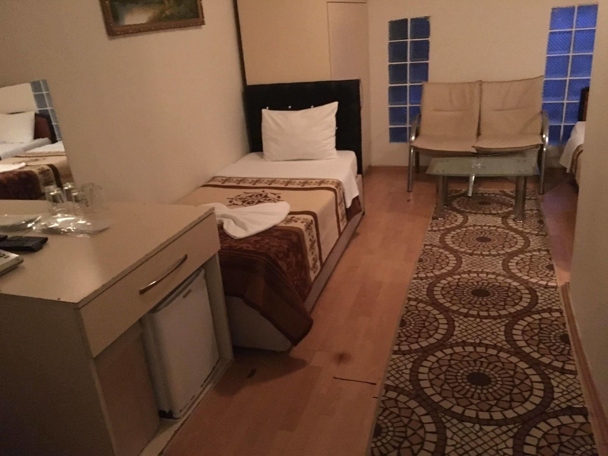Oeruen Hotel Istanbul Luaran gambar