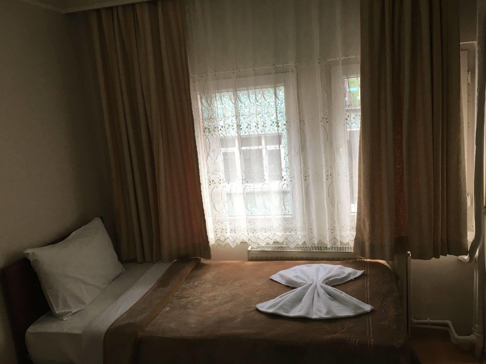 Oeruen Hotel Istanbul Luaran gambar